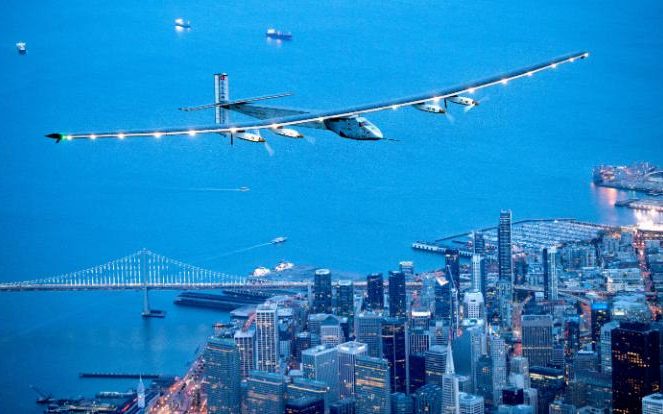 96207962_Solar_Impulse_2_flies_over_San_Francisco-large_trans++fqW6igm2KYus3Tnvc1kUsNWNkydmcreIWCdQ3JuP13s